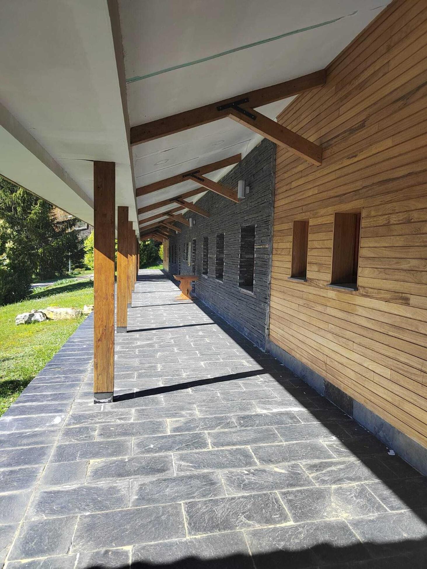 Kyomu Resort Hostel Velilla del Rio Carrion ภายนอก รูปภาพ